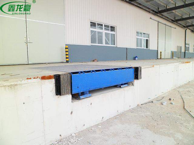 廠房用固定登車橋 廠房用固定登車橋