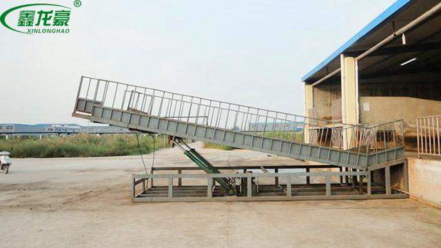 卸豬臺(tái)升降機(jī) 卸豬臺(tái)升降機(jī)