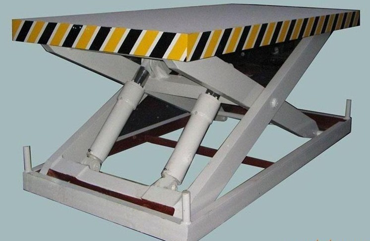 小型迷你升降平臺  小型迷你升降平臺