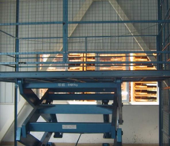 剪叉貨梯升降平臺  剪叉貨梯升降平臺